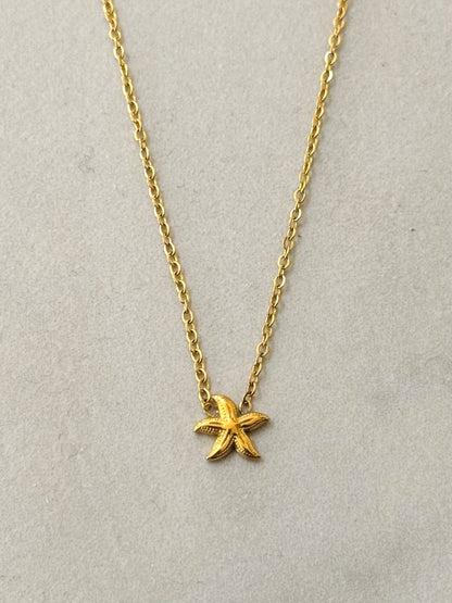 Estrela na Areia | Colar minimalista chapado em ouro 14k