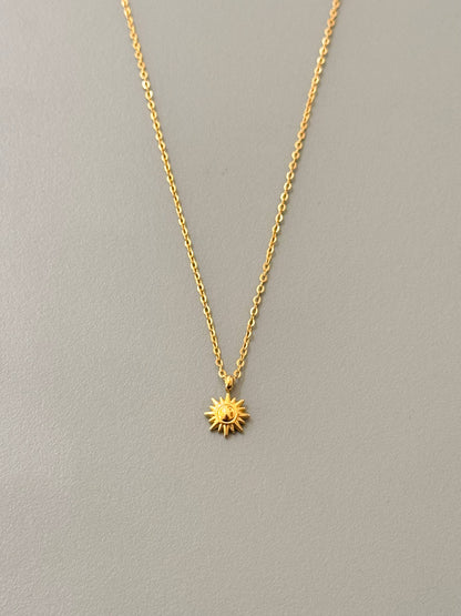 Sol Nascente | Colar com corrente chapada em ouro 14k